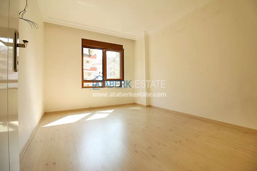 Четырехкомнатная квартира в самом центре 7 