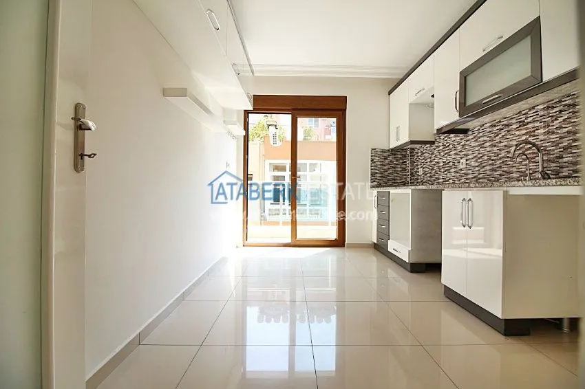 Четырехкомнатная квартира в самом центре 12 