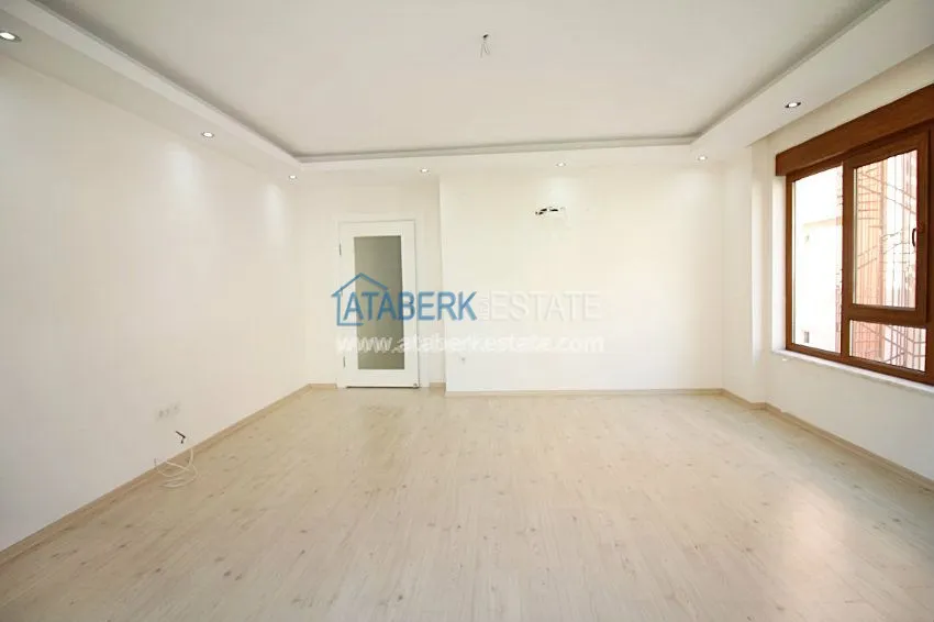 Четырехкомнатная квартира в самом центре 20 