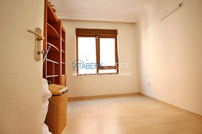 Четырехкомнатная квартира в самом центре 32 