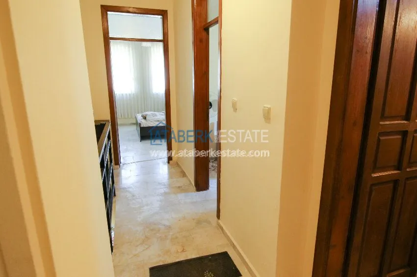 Townhouse near the sea for a cheap price 8 