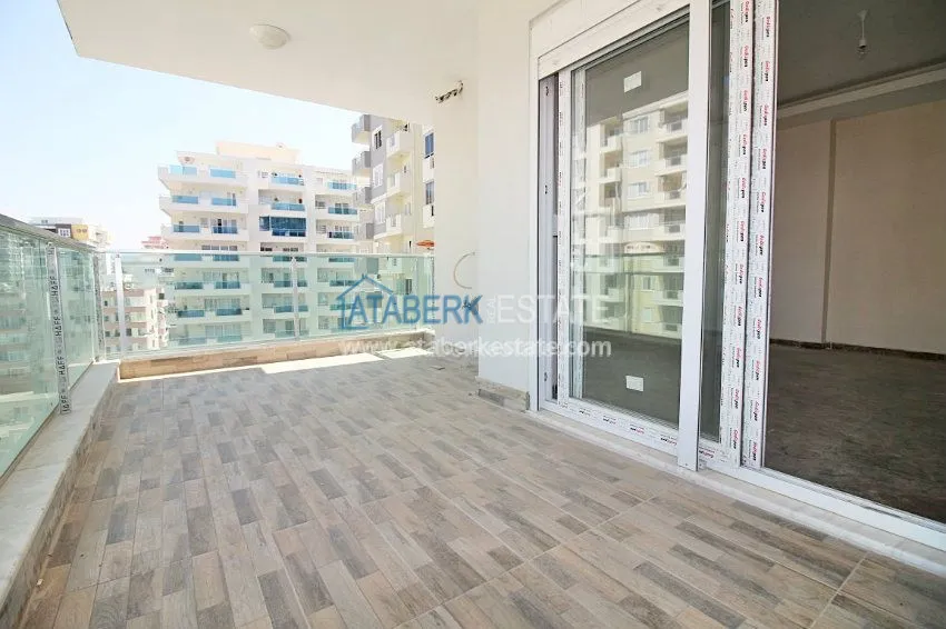 Квартира 1+1 в районе Махмутлар 9 