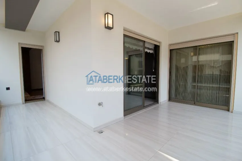 Просторные апартаменты в потрясающим видом на море и горы. 7 