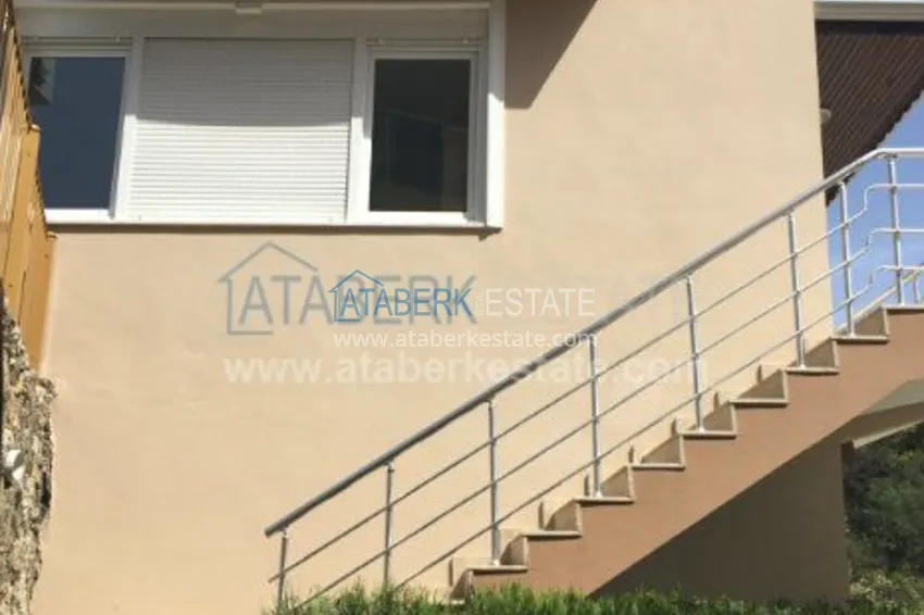 Villa with panoramic views! 4