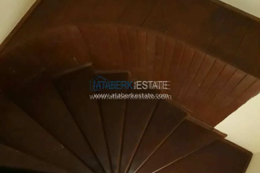 Двухуровневая квартира с 4 спальнями. 13 