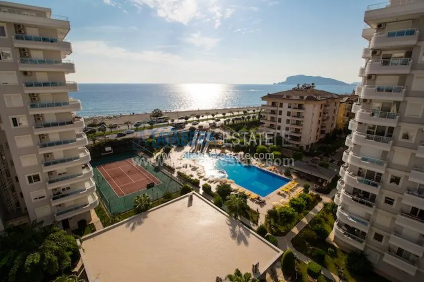 Excellent two bedroom apartment on the very beach! 2 
