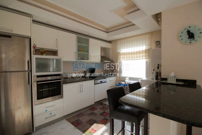 Excellent two bedroom apartment on the very beach! 7 