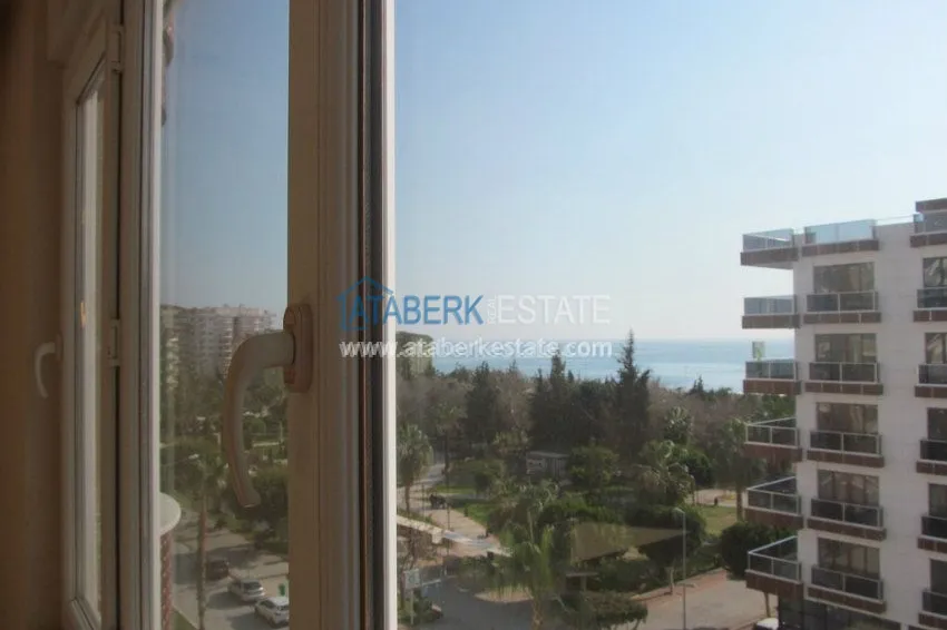 Комфортная, светлая квартира с видом на море, по супер цене! 30 