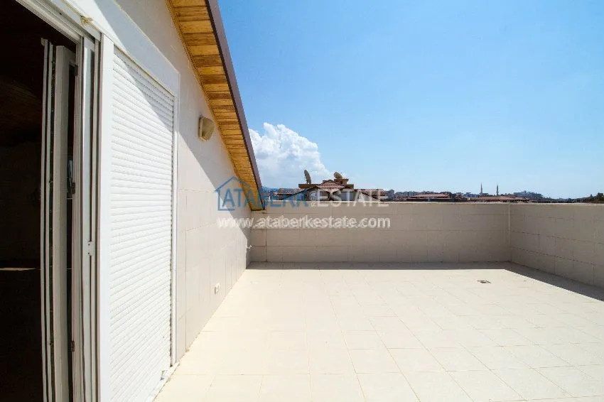 В европейском районе Оба-новом центре Аланьи - отличный пентхаус с прекрасным расположением 13 