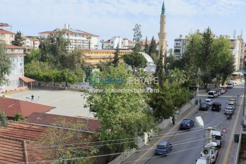 Квартира 3+1 с отдельной кухней в центре Алании. 16 