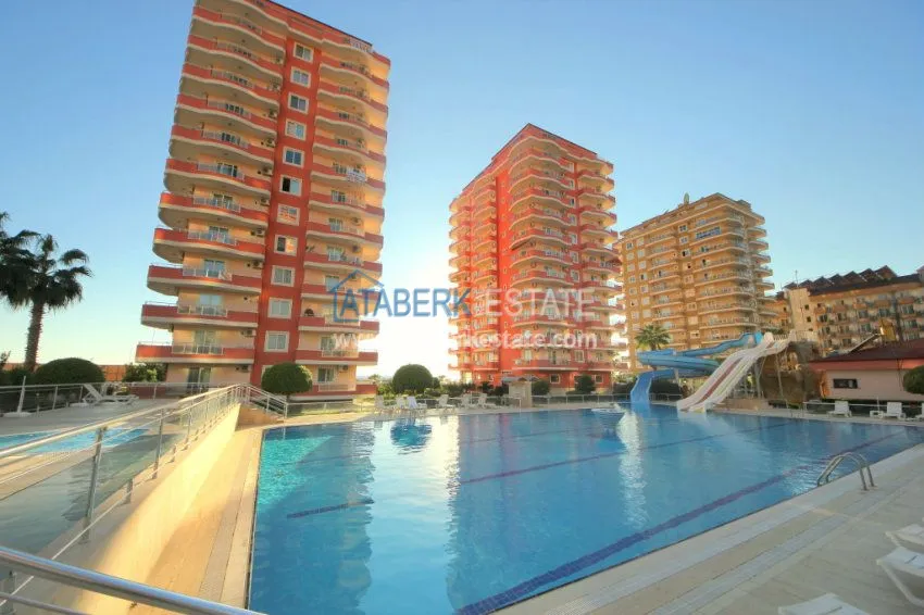 Furnished beachfront 2+1 apartment in Mahmutlar 1 