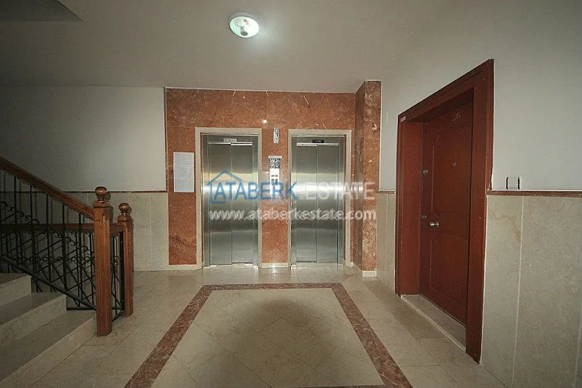 Furnished beachfront 2+1 apartment in Mahmutlar 15 