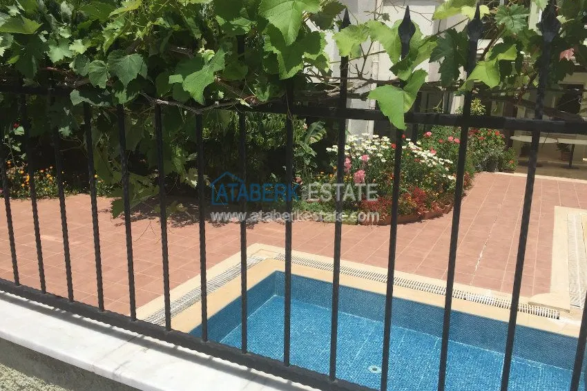 Меблированные апартаменты 2+1 в районе Махмутлар. 4 