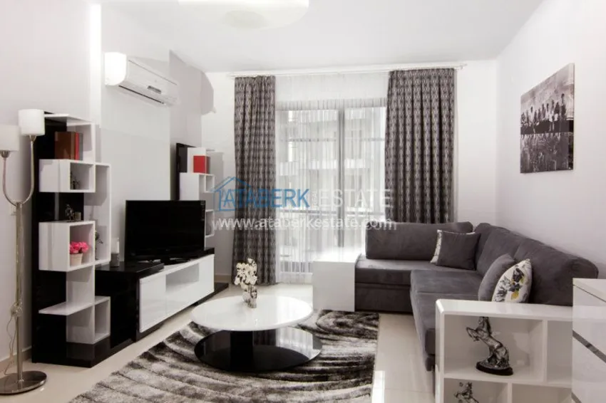 Complex with hotel infrastructure near the university and school 46 