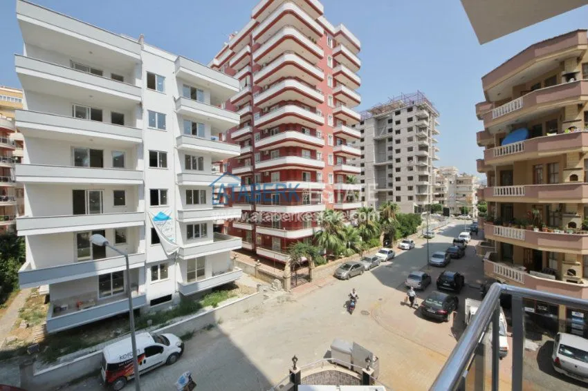 Прекрасная новая трехкомнатная квартира от собственника 9 