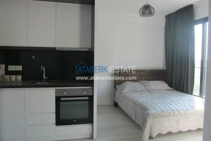 Меблированная студия с видом на Средиземное море. 3 