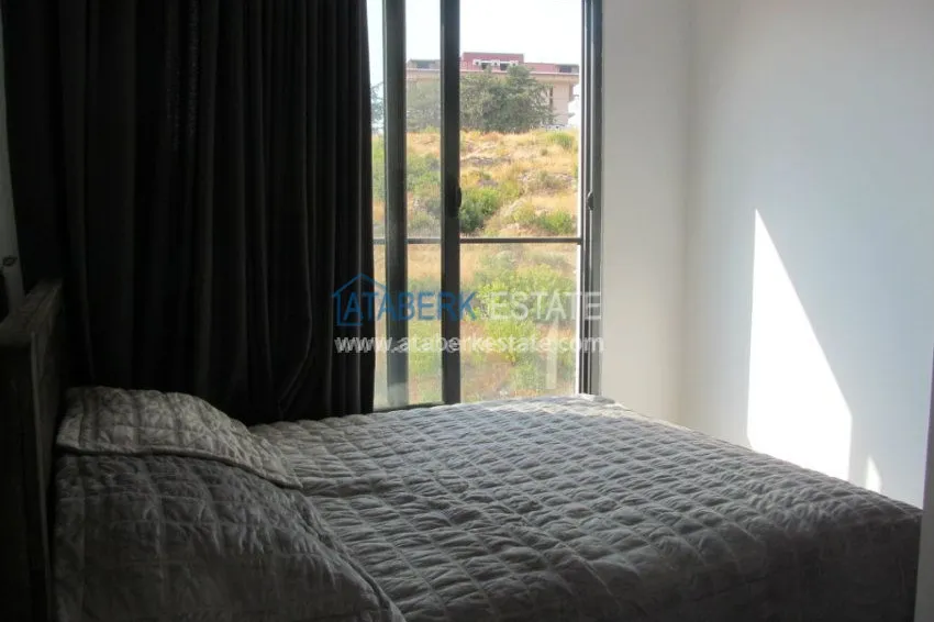 Меблированная студия с видом на Средиземное море. 9 