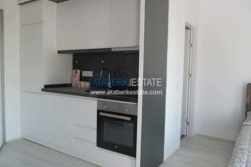 Меблированная студия с видом на Средиземное море. 11 