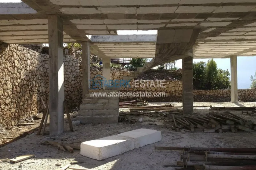 Особняк на этапе строительства у горной реки Дымчай 8