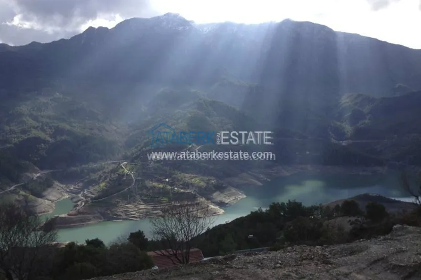 Особняк на этапе строительства у горной реки Дымчай 11