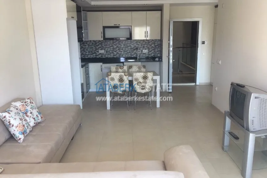 Жилой комплекс на этапе строительства необычного дизайна от застройщика 1 