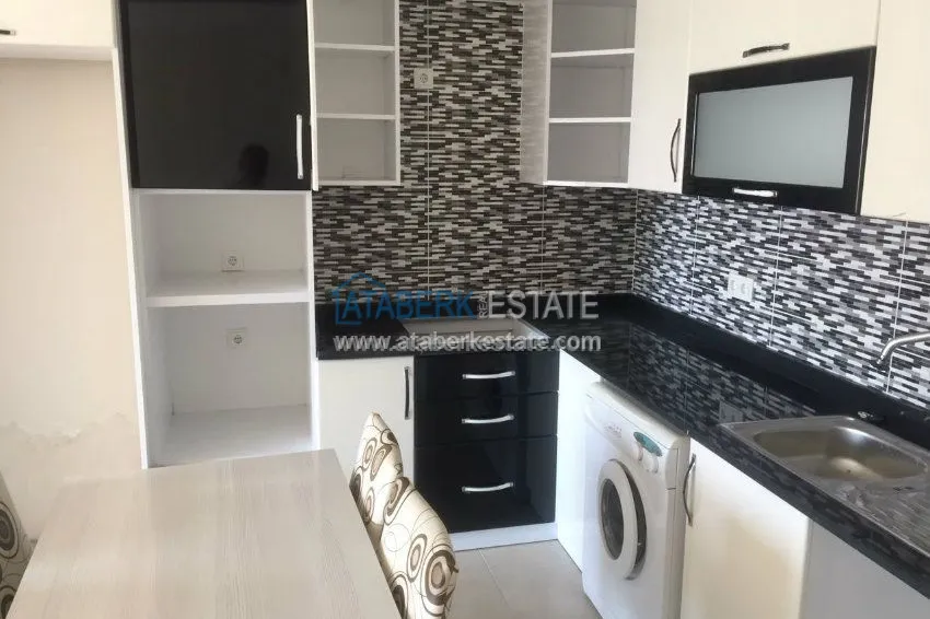 Жилой комплекс на этапе строительства необычного дизайна от застройщика 16 