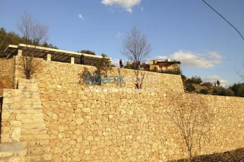 Особняк на этапе строительства у горной реки Дымчай 12