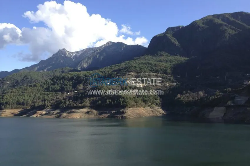 Особняк на этапе строительства у горной реки Дымчай 14