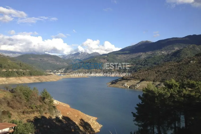 Особняк на этапе строительства у горной реки Дымчай 15