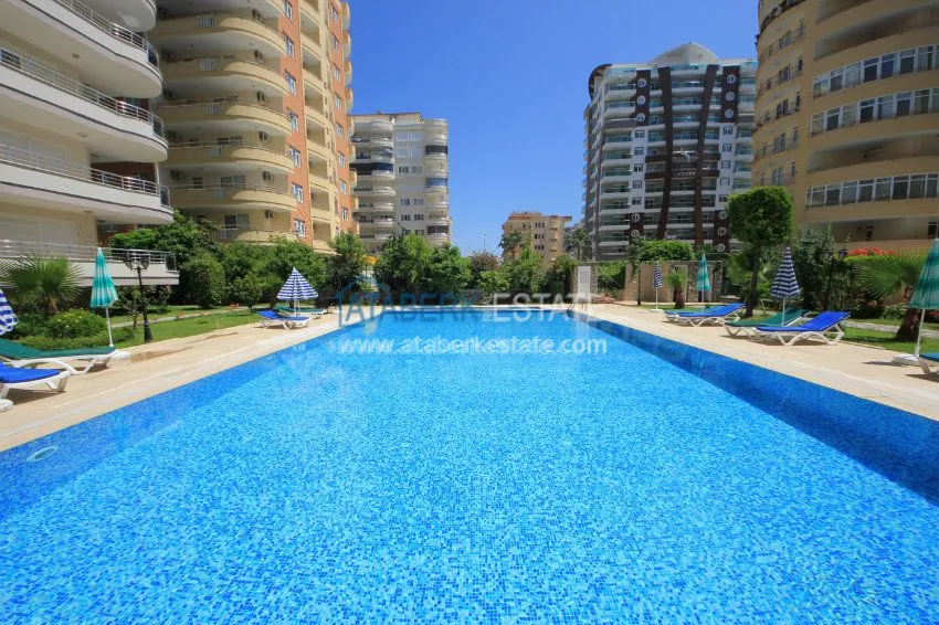 Spacious 2+1 apartment in Mahmutlar 11 