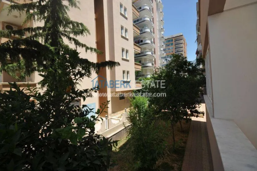 Большая квартира в городском доме. 2 