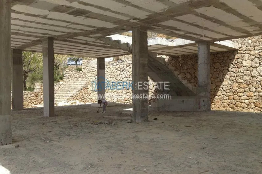 Особняк на этапе строительства у горной реки Дымчай 17