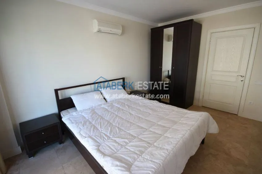 Просторная квартира для большой семьи в жилом комплексе 27 