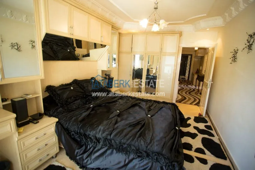 Complex within walking distance from Cleopatra Beach 5 