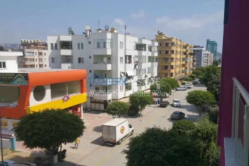 Апартаменты 1+1 с бассейном в Махмутлар. 5 