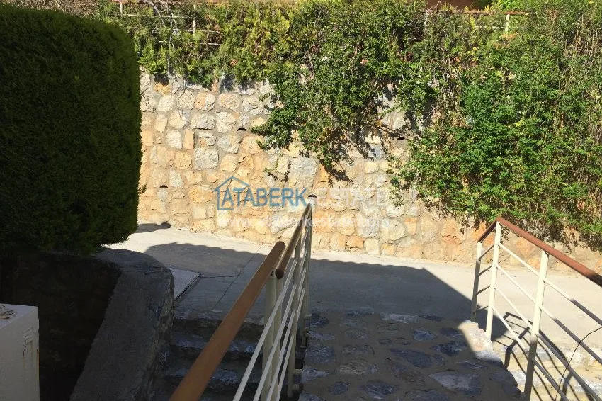 Апартаменты в современном комплексе Хилл. 44 