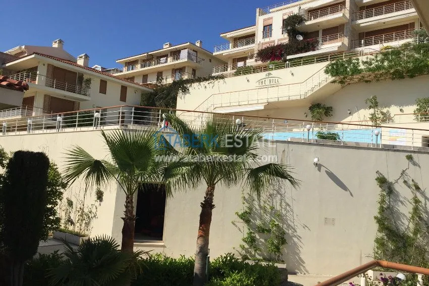 Апартаменты с видом на море в районе Конаклы. 25 