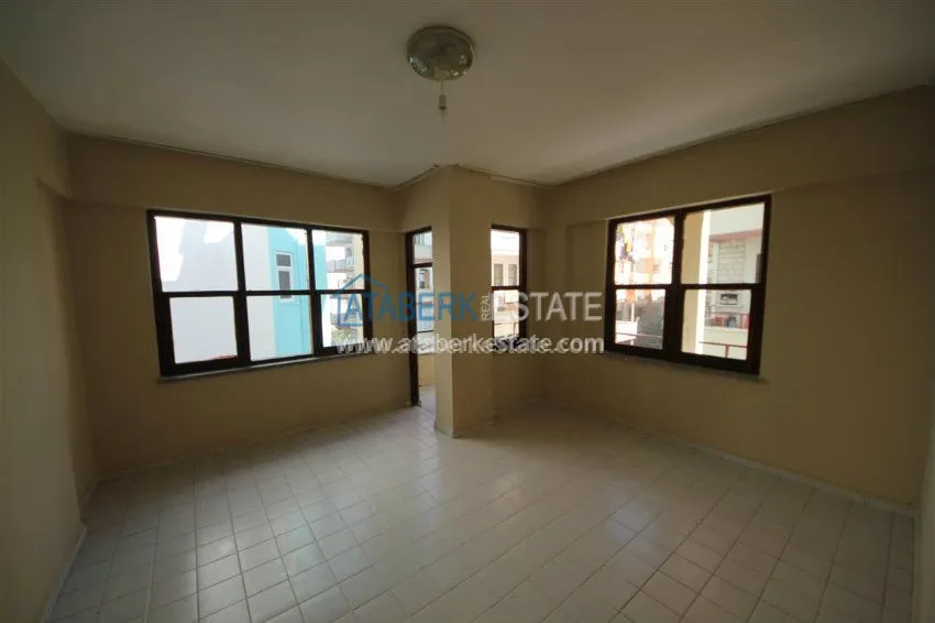 Квартира в 100 метрах от моря по супер стоимости с отдельной кухней 4 