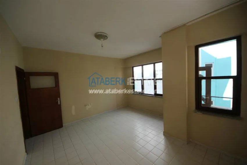 Квартира в 100 метрах от моря по супер стоимости с отдельной кухней 6 