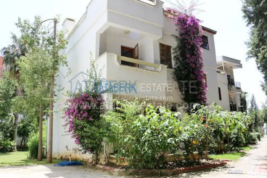 Complex of townhouses on the Mediterranean coast at a low price! 3 