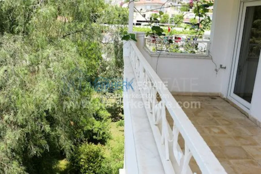 Complex of townhouses on the Mediterranean coast at a low price! 11 