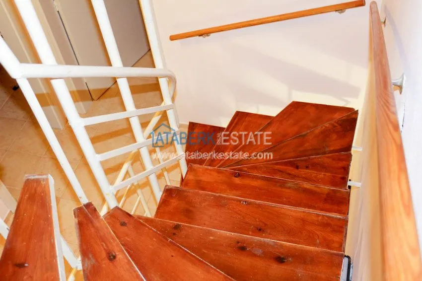 Complex of townhouses on the Mediterranean coast at a low price! 16 