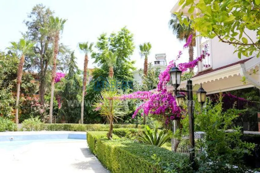 Complex of townhouses on the Mediterranean coast at a low price! 22 