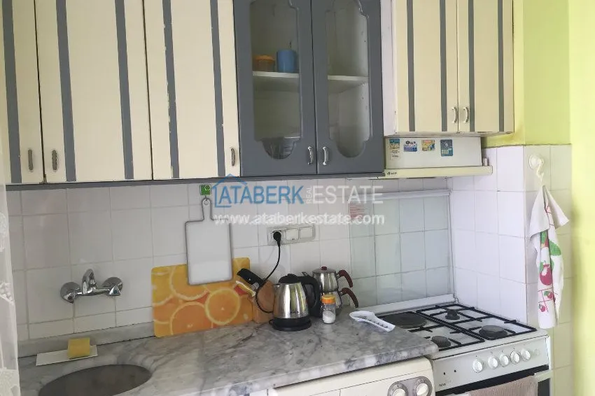 Two bedroom apartment in the european area of Alanya at a low price! 17 