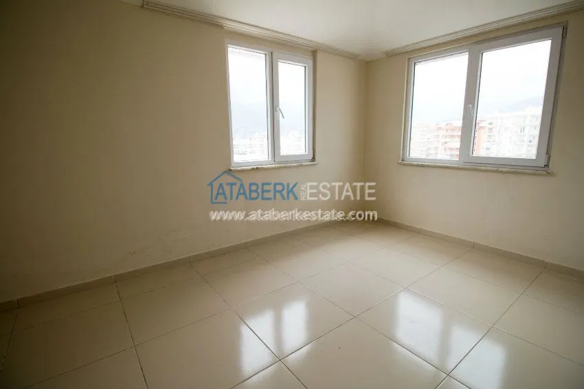 Квартира-дуплекс 4+1 с секретом 9 