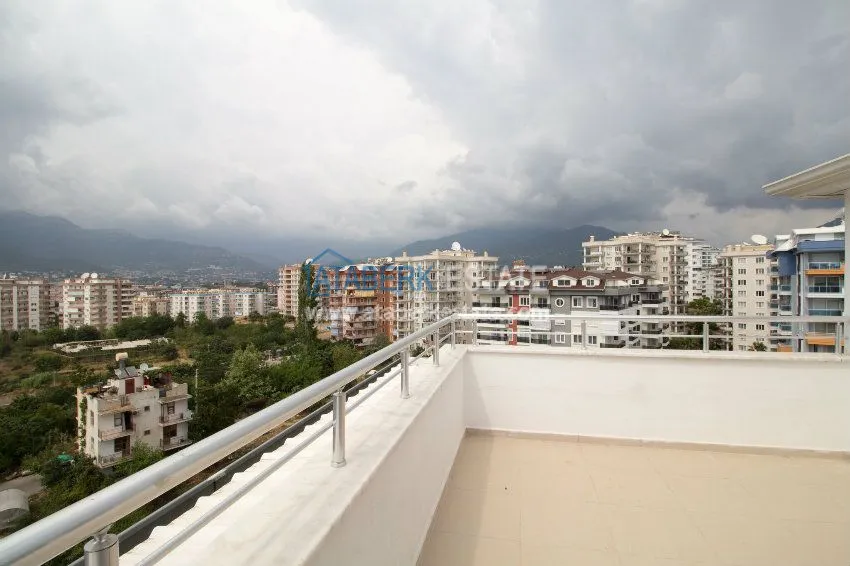 Квартира-дуплекс 4+1 с секретом 12 