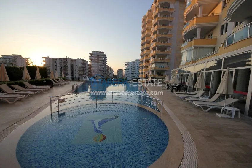 Новая квартира в комплексе от собственника в центре Махмутлара 4 