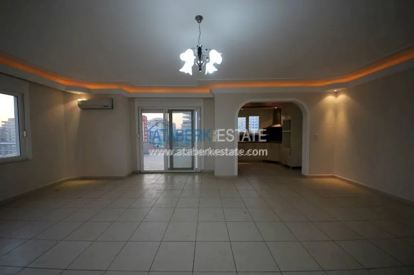 Новая квартира в комплексе от собственника в центре Махмутлара 13 