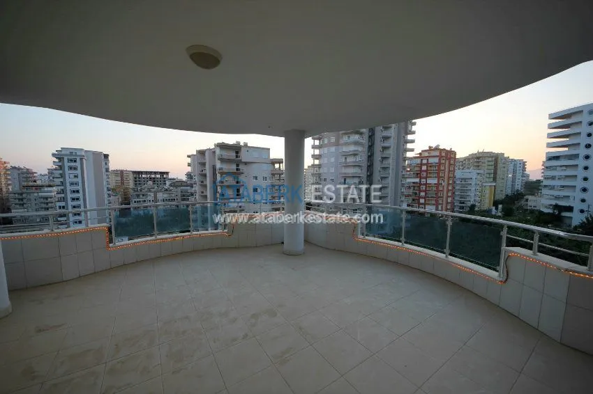 Новая квартира в комплексе от собственника в центре Махмутлара 15 