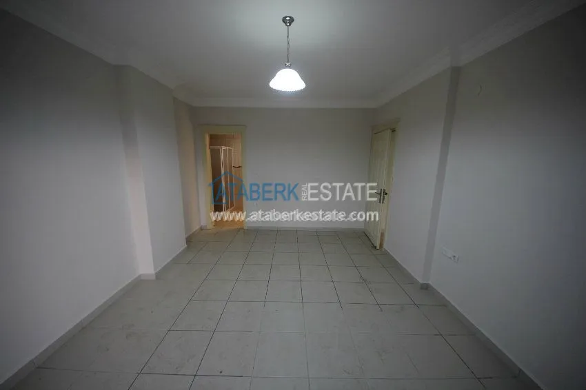 Новая квартира в комплексе от собственника в центре Махмутлара 25 